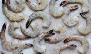 PRAWNS (ඉස්සා) - 1kg (71 TO 80 PCS PER kg / CLEANED TAIL ON)