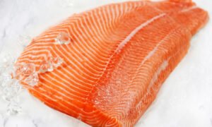 SALMON (සැමන්) FILLET - 1kg (NORWEGIAN PINK SALMON)