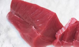 SASHIMI (සෂිමි) GRADE LOIN / YELLOW FIN TUNA  - 500g